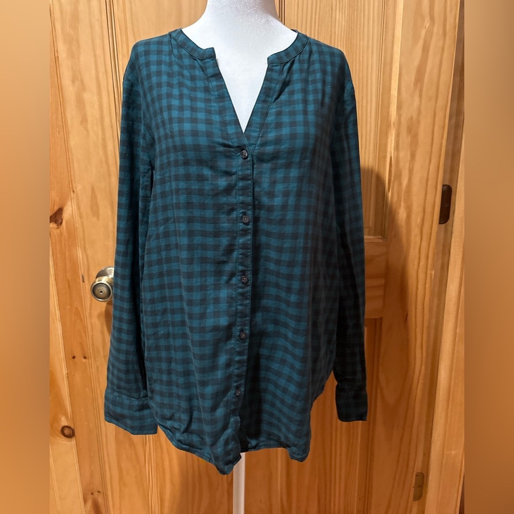 Calvin Klein Jeans button-up long-sleeve plaid shirt women’s L